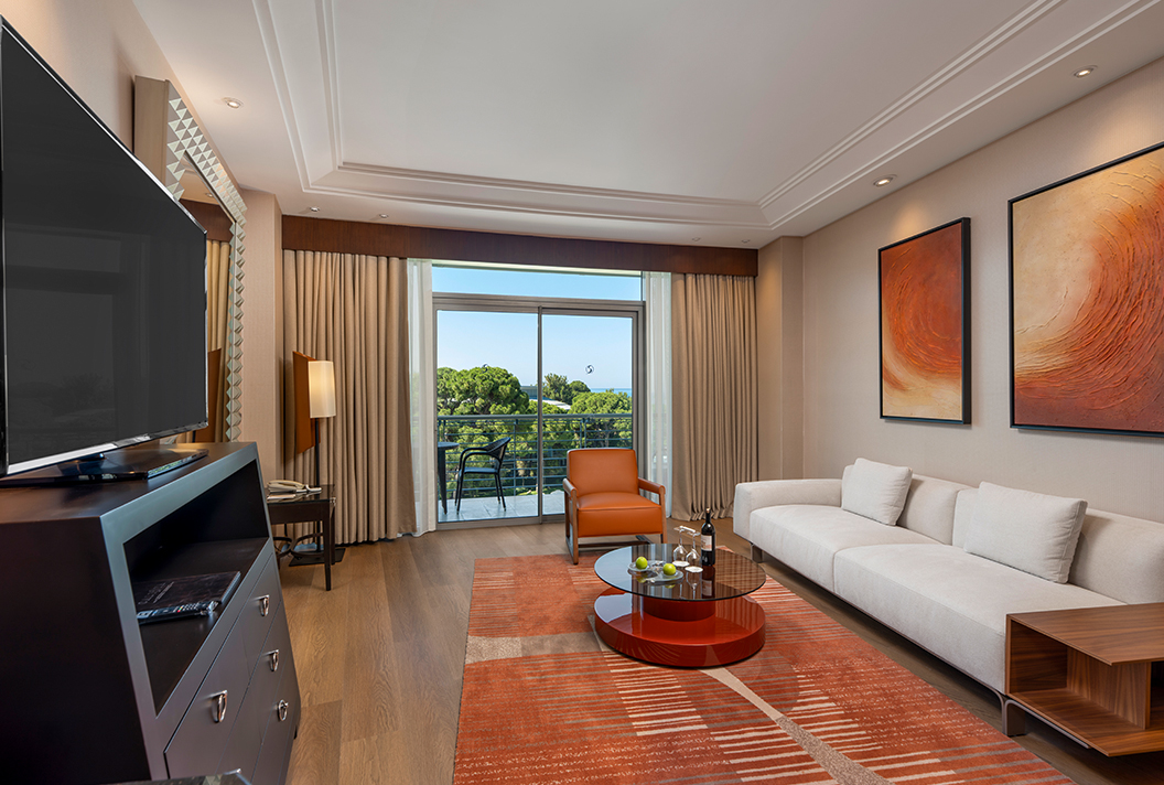 Calista Luxury Resort Junior Suit List Card2