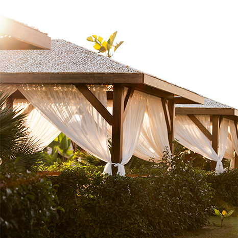 Calista Luxury Resort Instagram Slider Card3