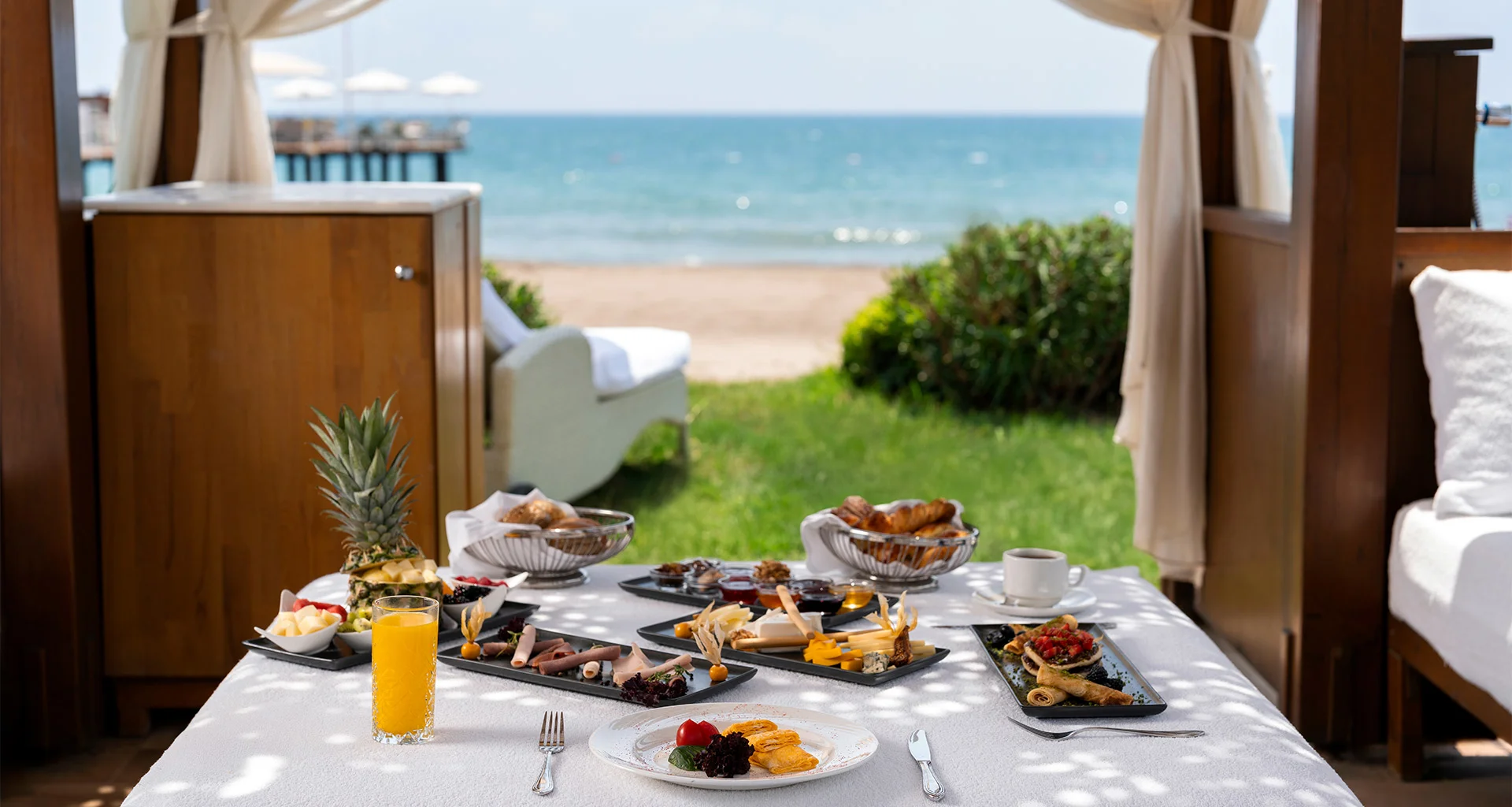 Calista Luxury Resort Pavillion