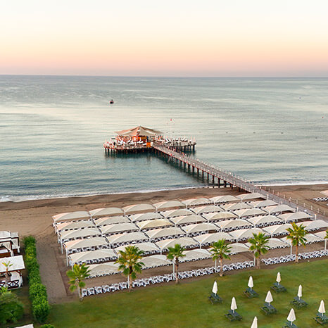 Calista Luxury Resort Instagram Slider Card20