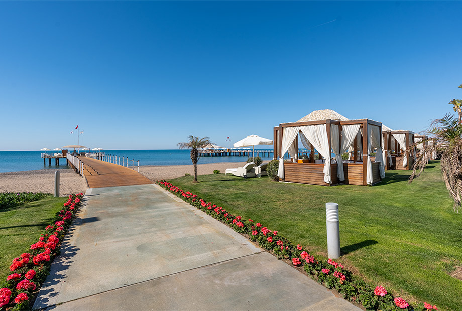 Calista Luxury Resort Pavillion Card5