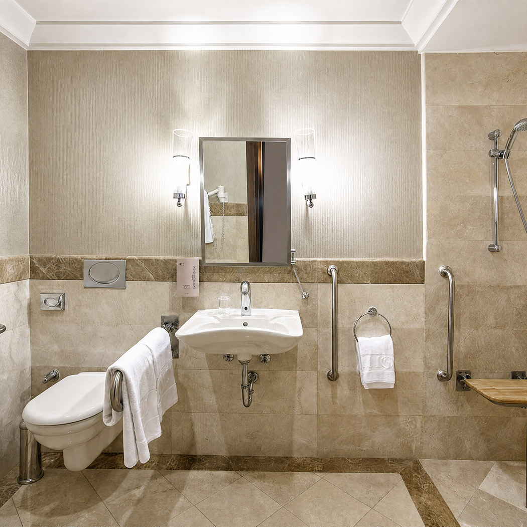 Calista Luxury Resort Disable Room Card2