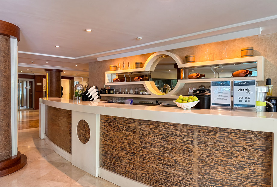 Calista Luxury Resort Callos Vitamin Bar