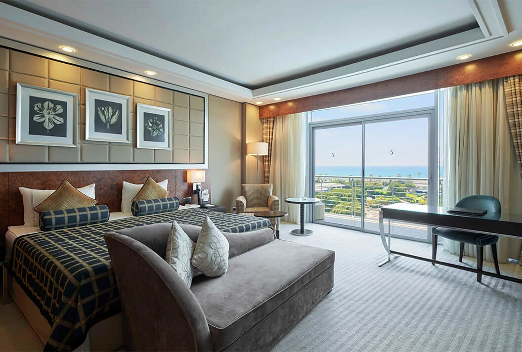  Presidential Suite